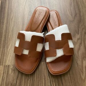 Brown Slide Sandals Size 5
